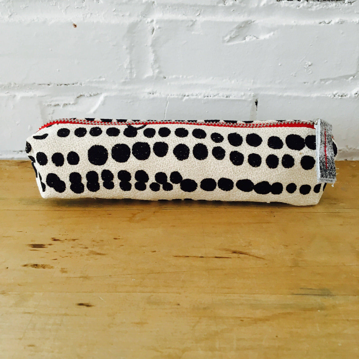 Round Pencil Zipper Bag | Black Dots