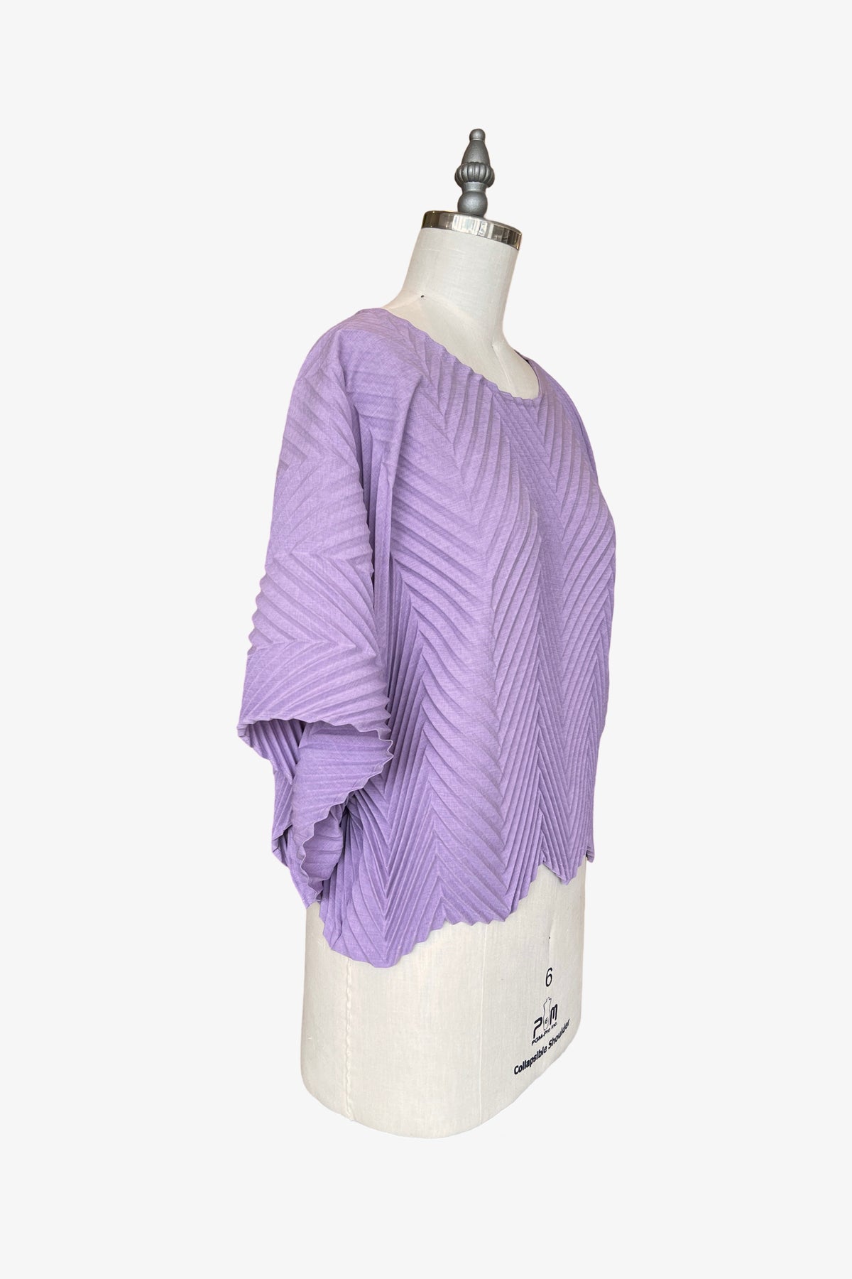 Chevron Pleated Lisbon Top | Lilac