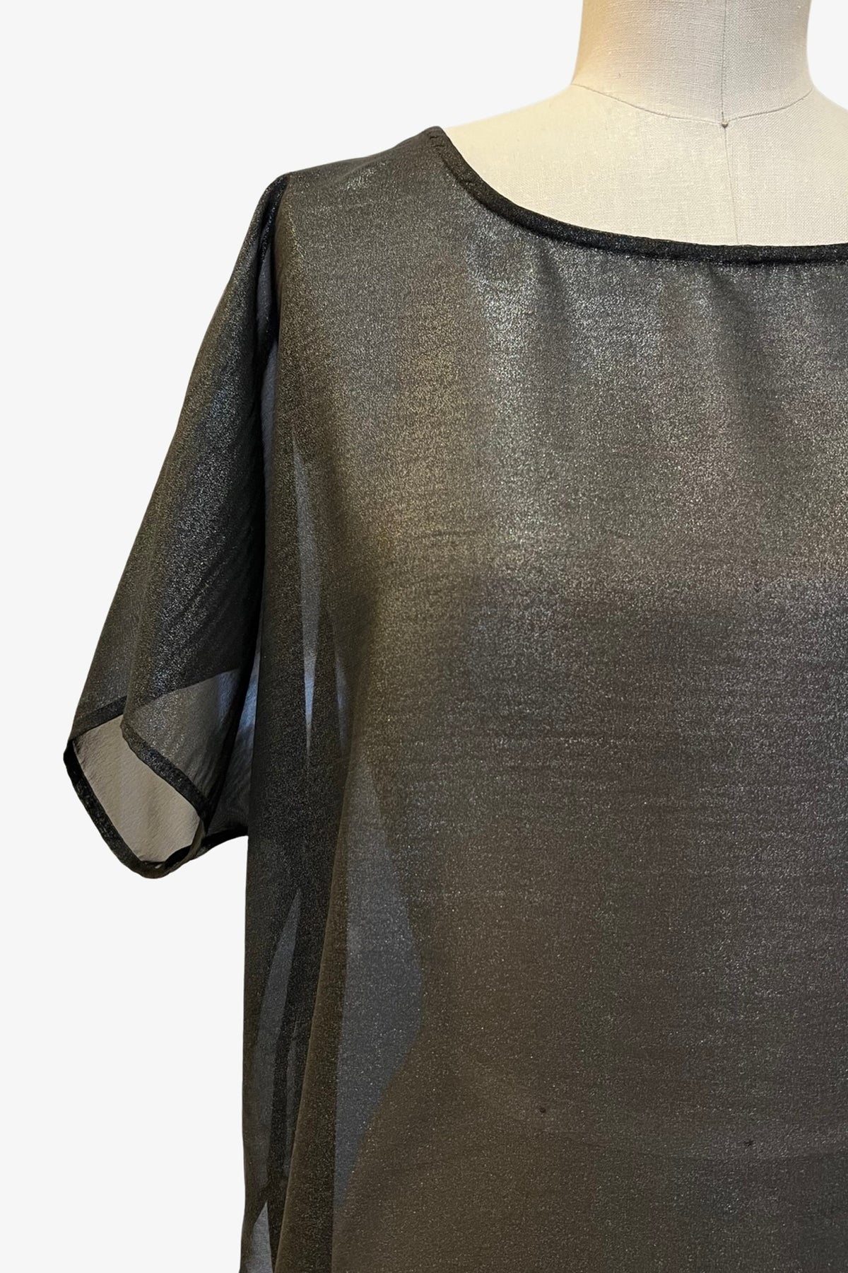 Easy Tee | Sheer Black Foil