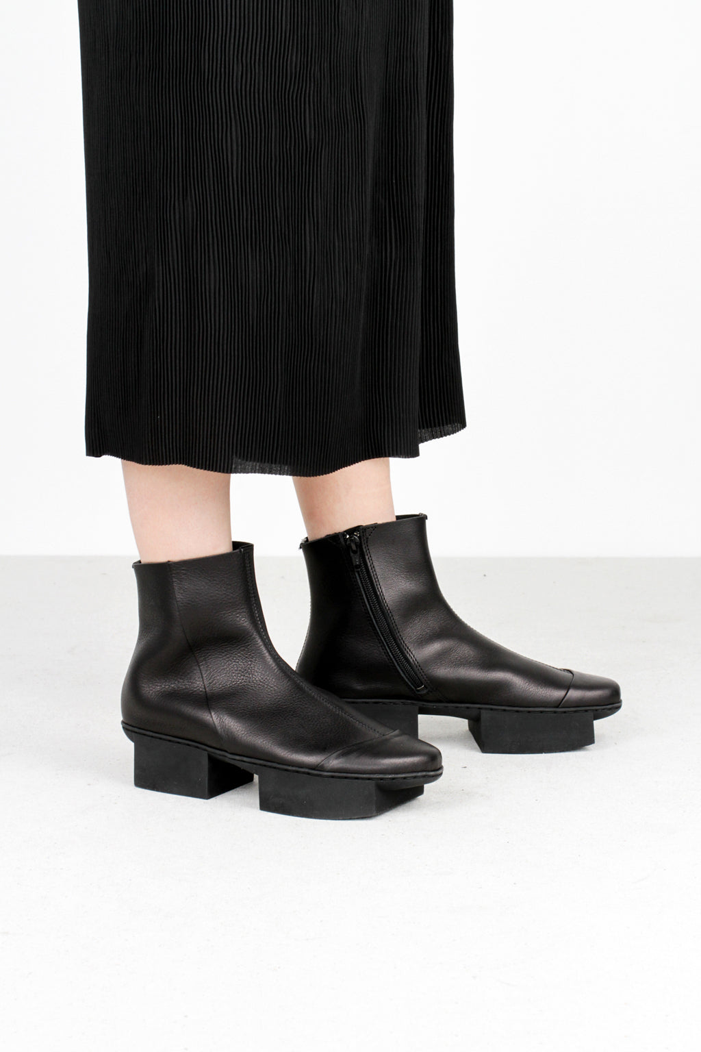 Trippen Noon Boot | Black