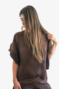 Chevron Pleated Lisbon Top | Chocolate