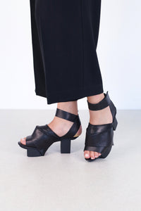 SALE Trippen Vigilant Sandal | Black