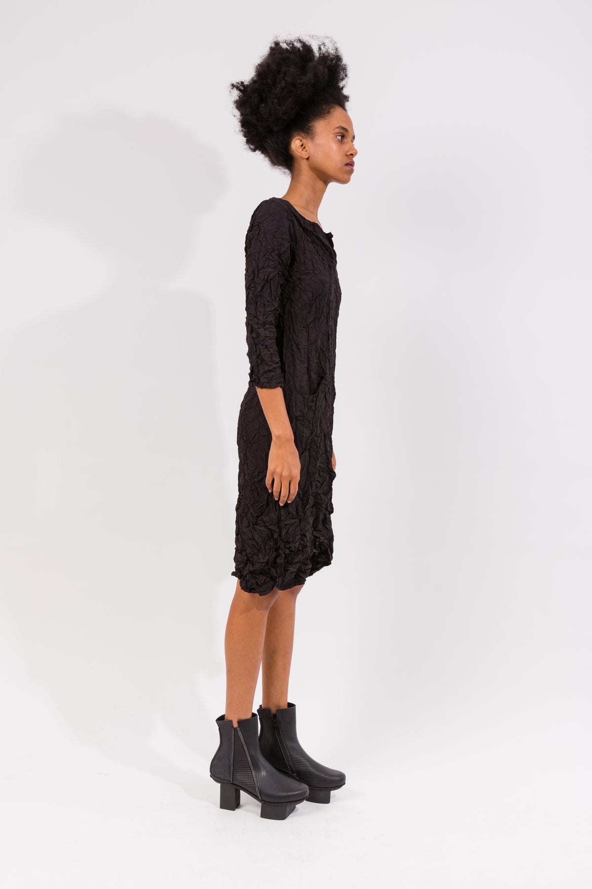 Moth Caftan | Black