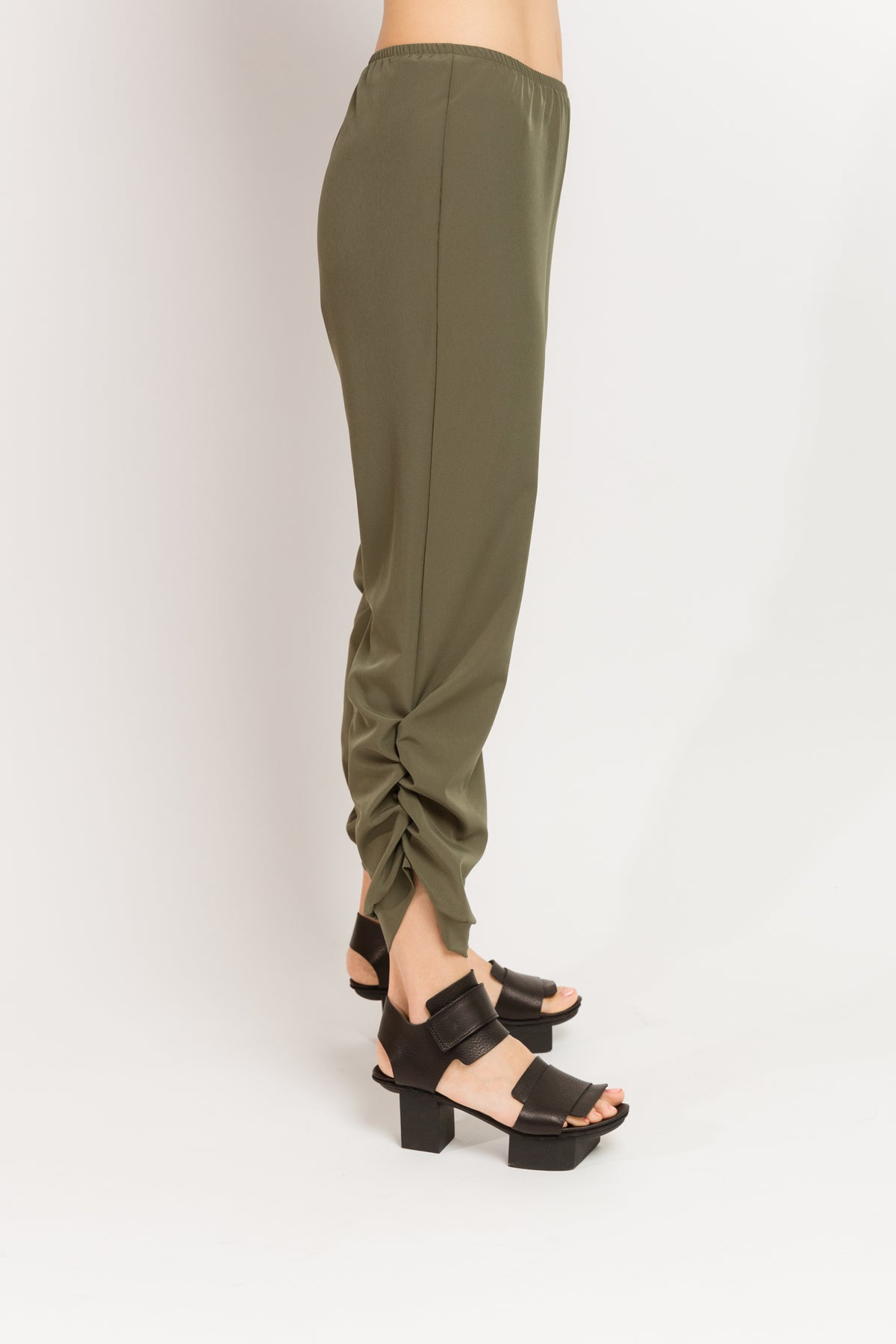 SALE Caterpillar Pants in Olive Techno Stretch