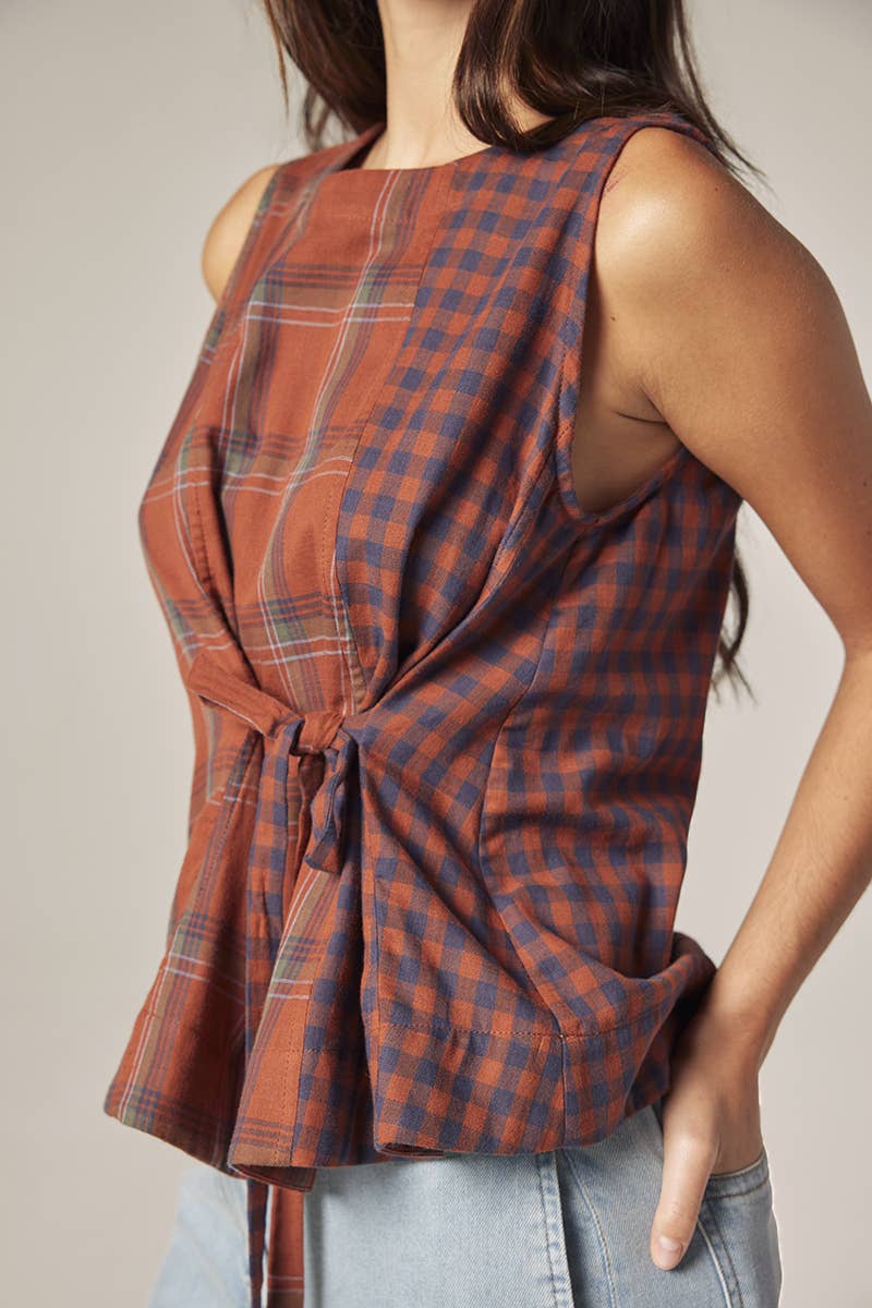 Contrast Panel Top | Brown & Rust Checkers