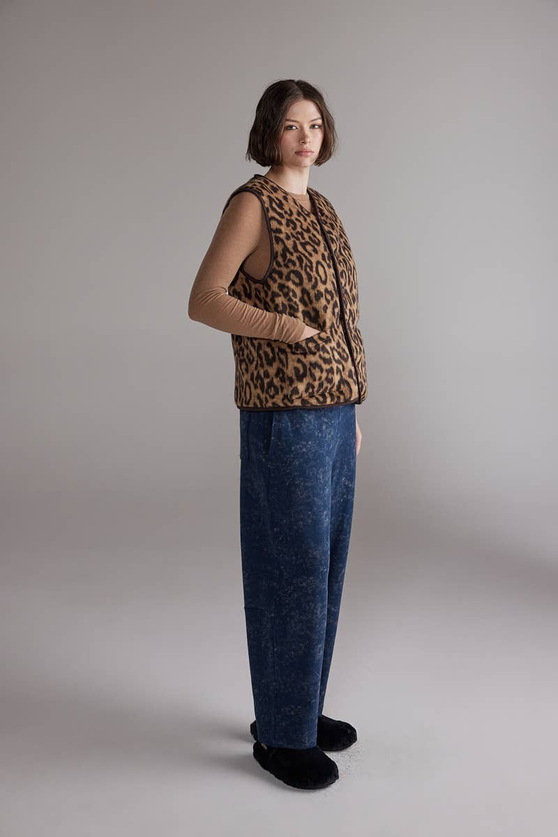 Reversible Teddy Vest | Chocolate/Leopard