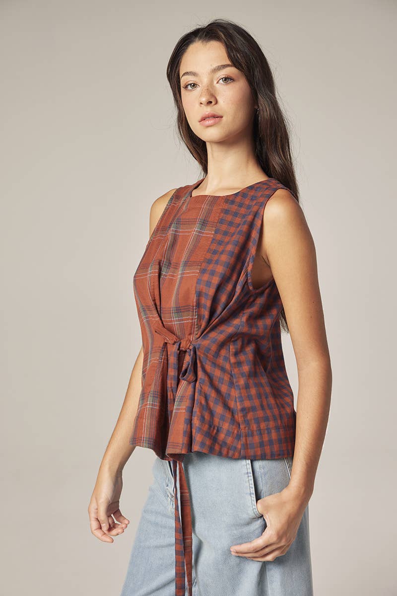 Contrast Panel Top | Brown & Rust Checkers