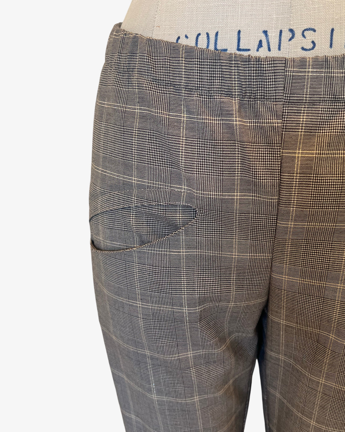 Pocket Capri | Plaid Sherlock