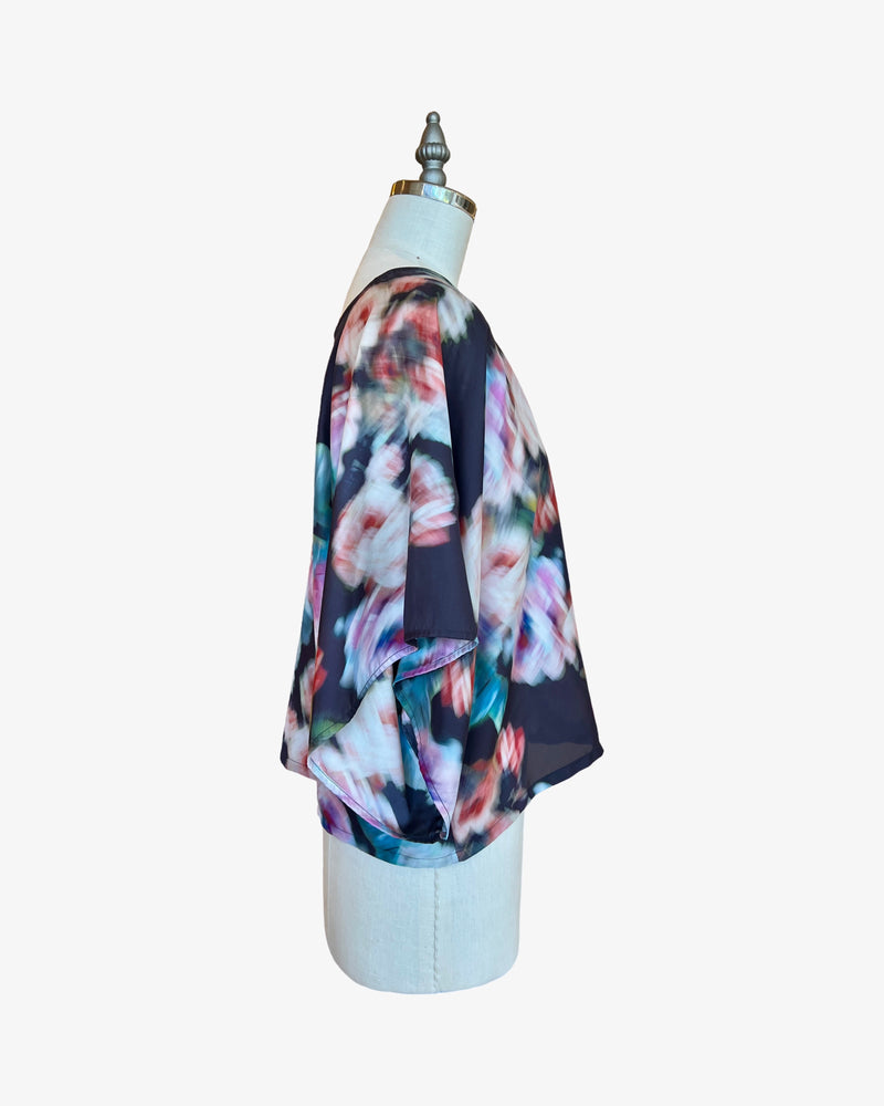 Lisbon Top | Floral Blur