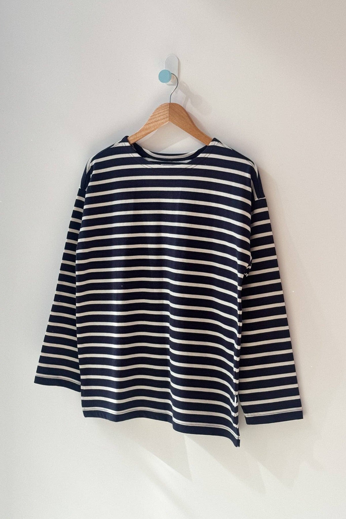 Marseille Top | White Stripe On Navy