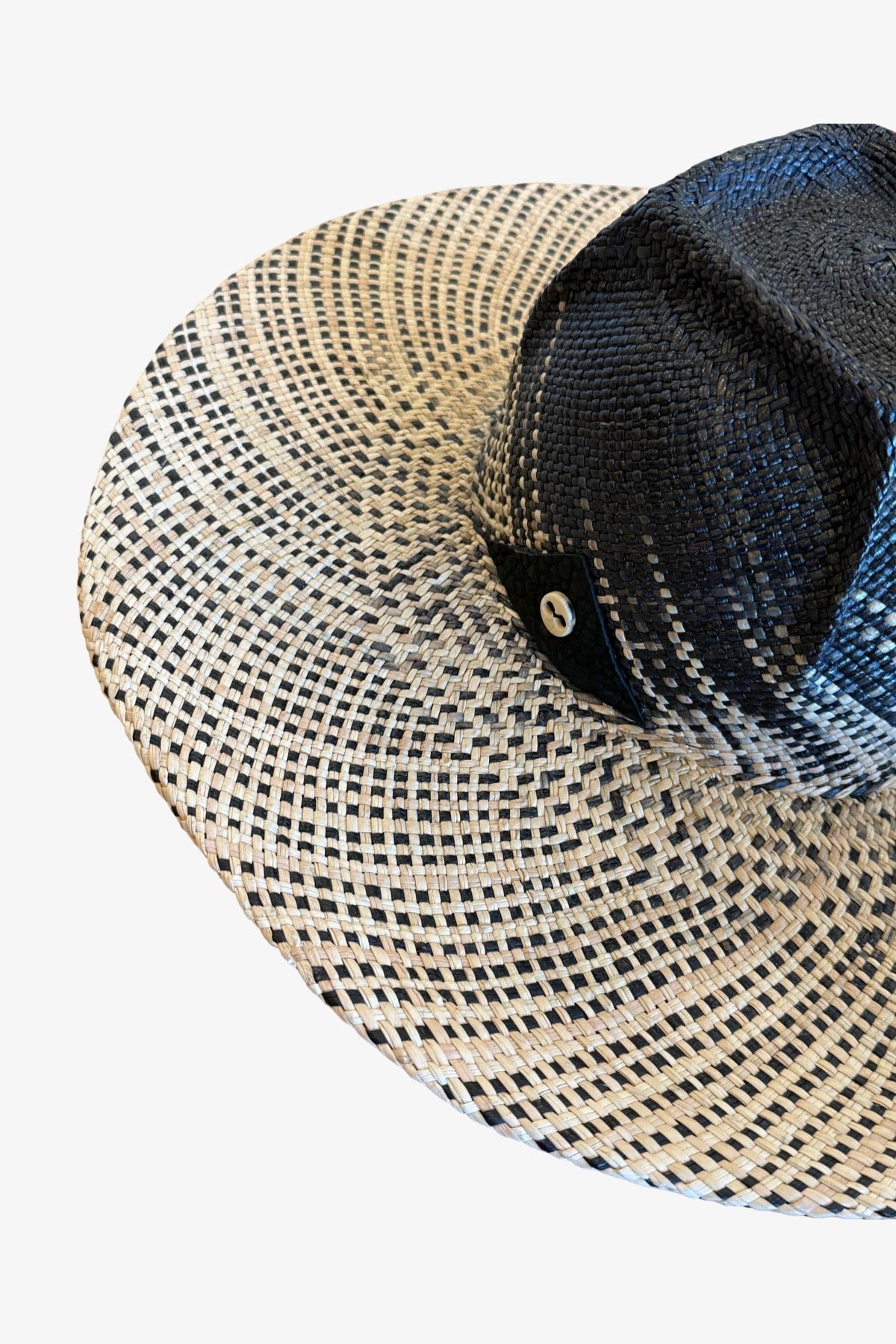 Robin Hand Sculpted Hat | Black Swirl Cream