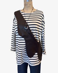 Trippen Liquid Crossbody Bag | Espresso (M)