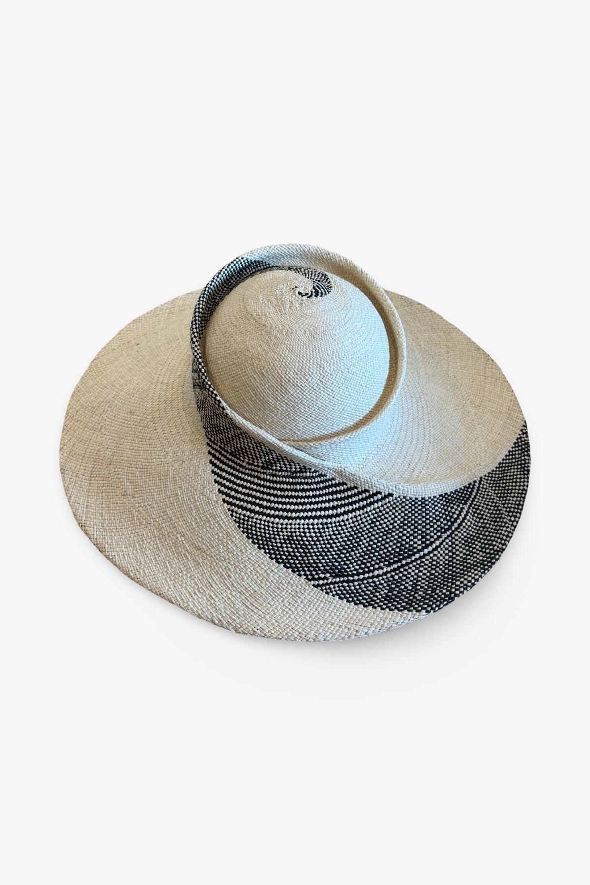 "Flora" Sculpted Picture Hat | Straw Swirl