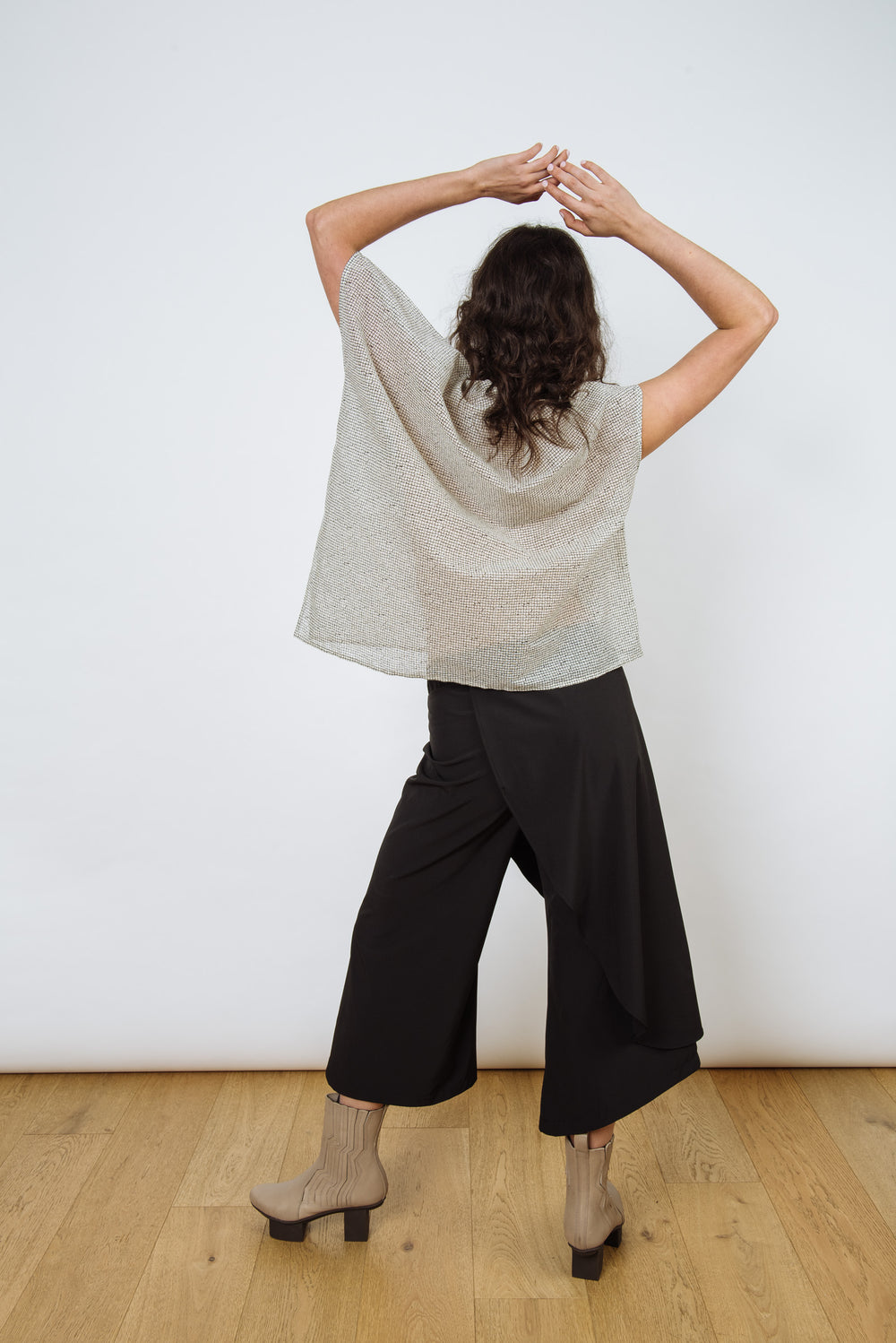 Linen Mojave Top | Grid Paper