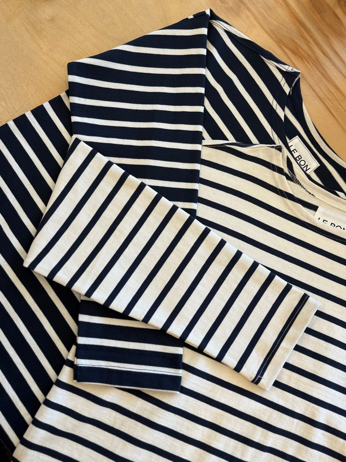 Marseille Top | White Stripe On Navy