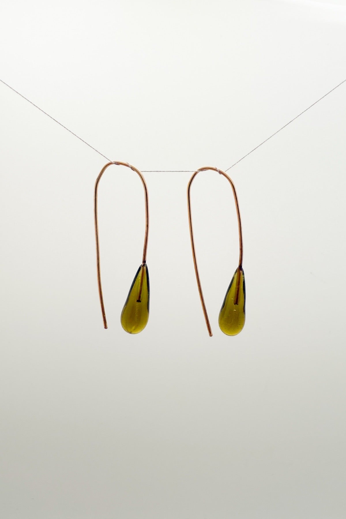 Quarante Small Hoop | Transparent Olive
