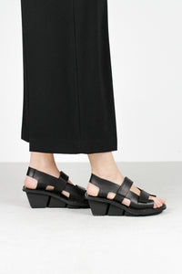 Trippen Damage Sandal | Black