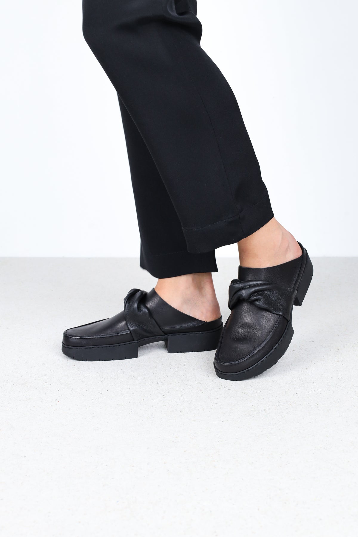 Trippen Twined Mule | Black