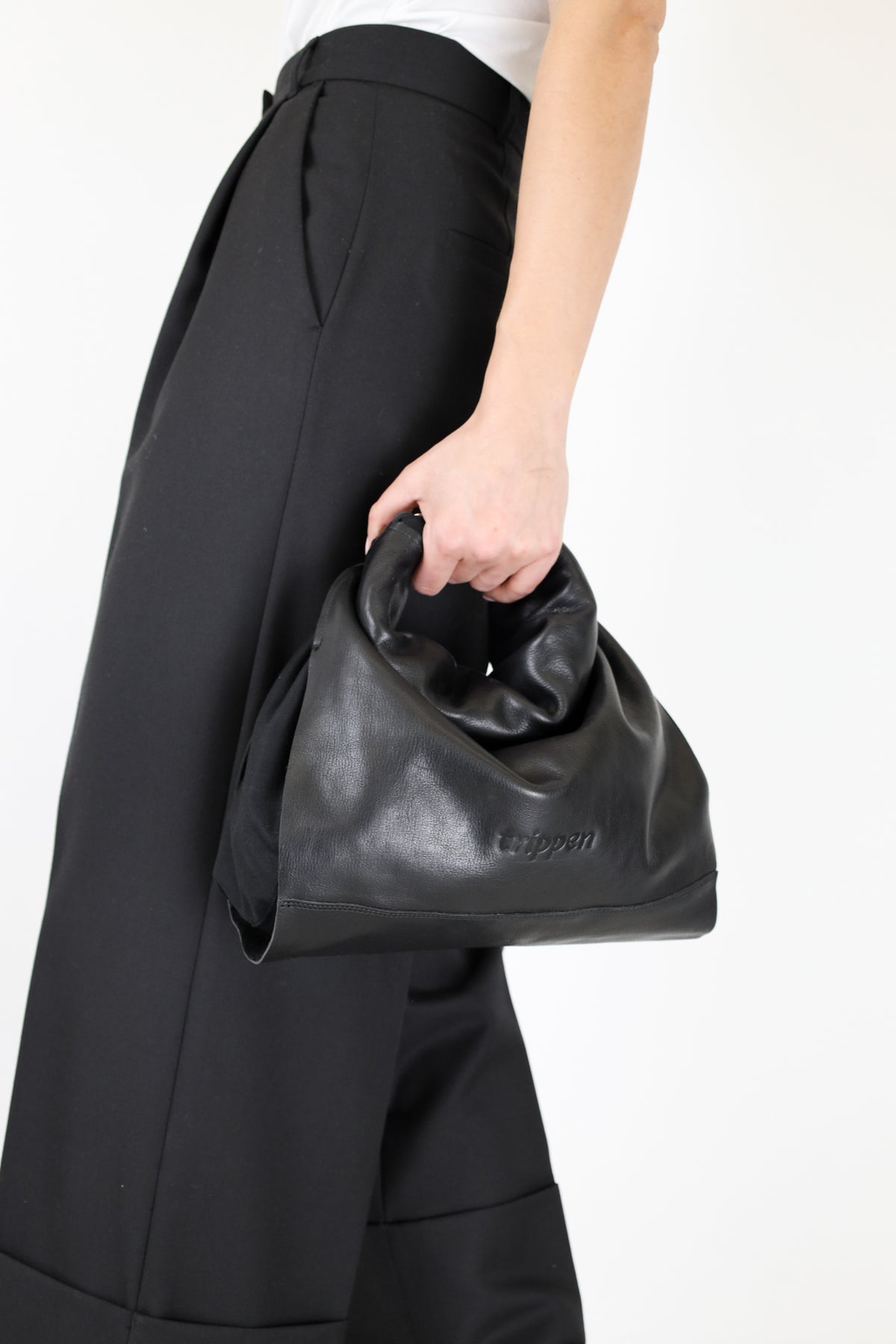 Trippen Small Oblo Bag | Black