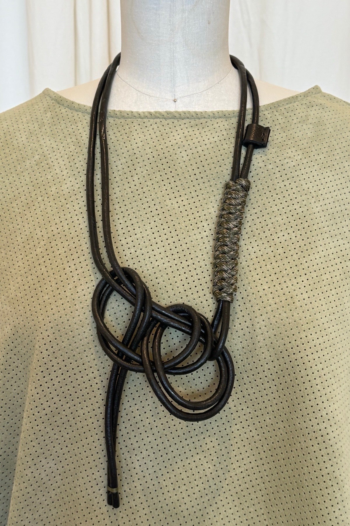 k(not) Belt + Necklace | Black