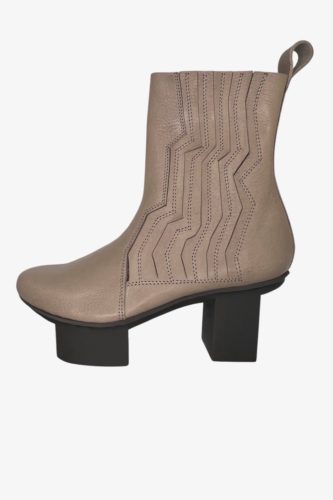 Trippen Dizzy Boot | Cloud – Carol Young | Undesigned